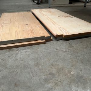 Houten plank / legbord Ahrend Stavast