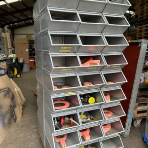 Magazijnbakken Overtoom staal